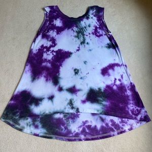 Tiedye tank